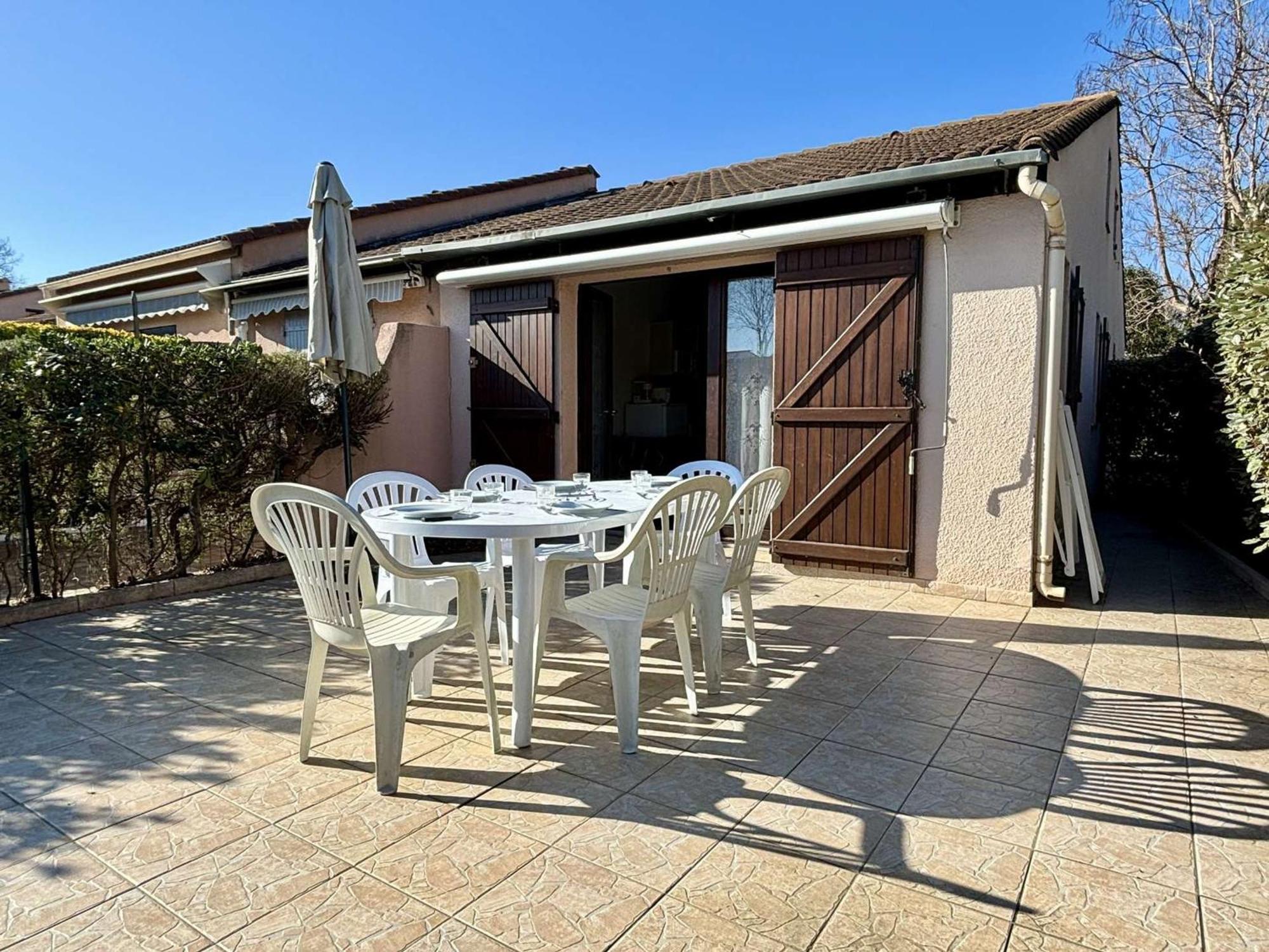 Appartement Argelès-sur-Mer, 2 pièces, 6 personnes - FR-1-225-74 Extérieur photo